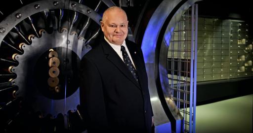 NBP konsekwentnie realizuje strategię budowy rezerw. Polska ma już więcej złota niż EBC