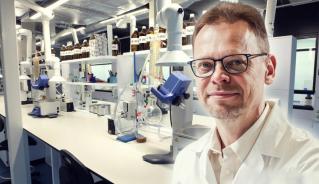 Marcin Szumowski Molecure